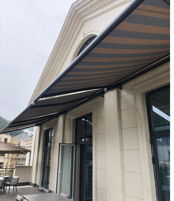 Retractable Awnings