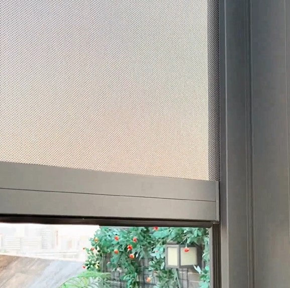 Zip Screen Blind