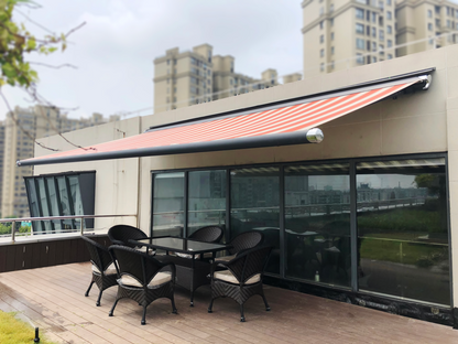 Retractable Awnings